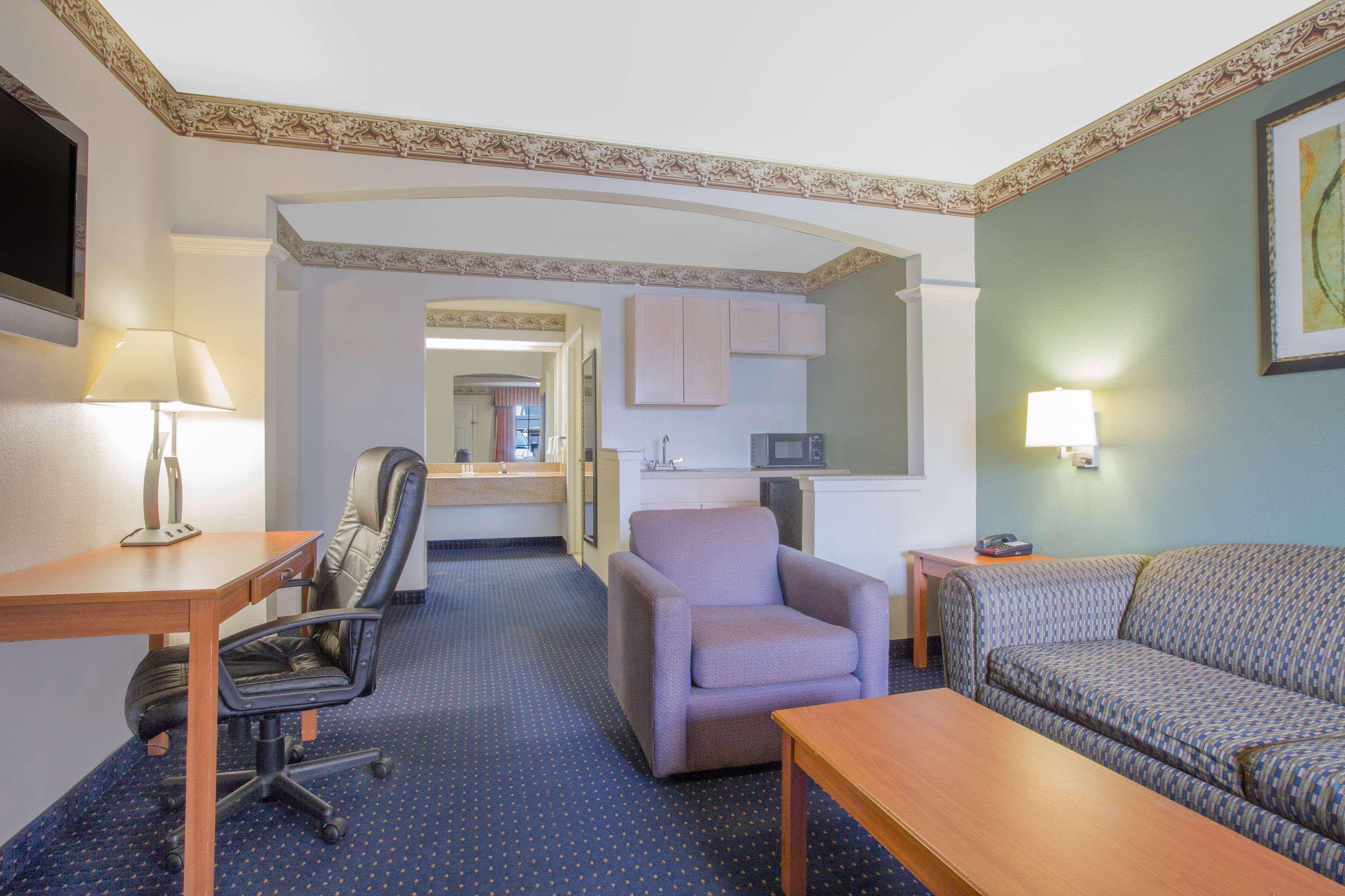 Days Inn By Wyndham Nacogdoches/Sfa University/Downtown Kültér fotó